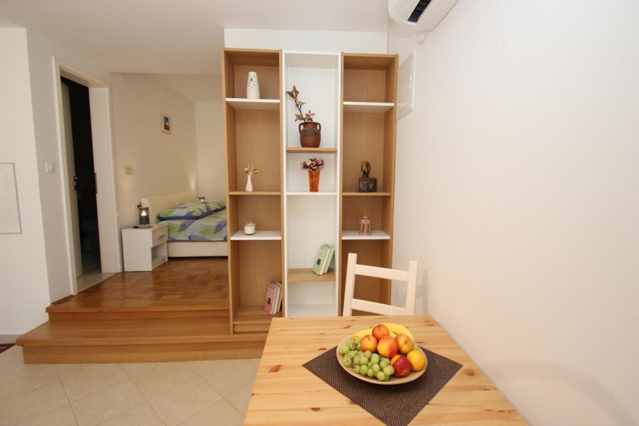 Apartment Luigi Poreč Buitenkant foto